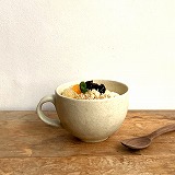 鈴木宏美　粉引のスープカップ